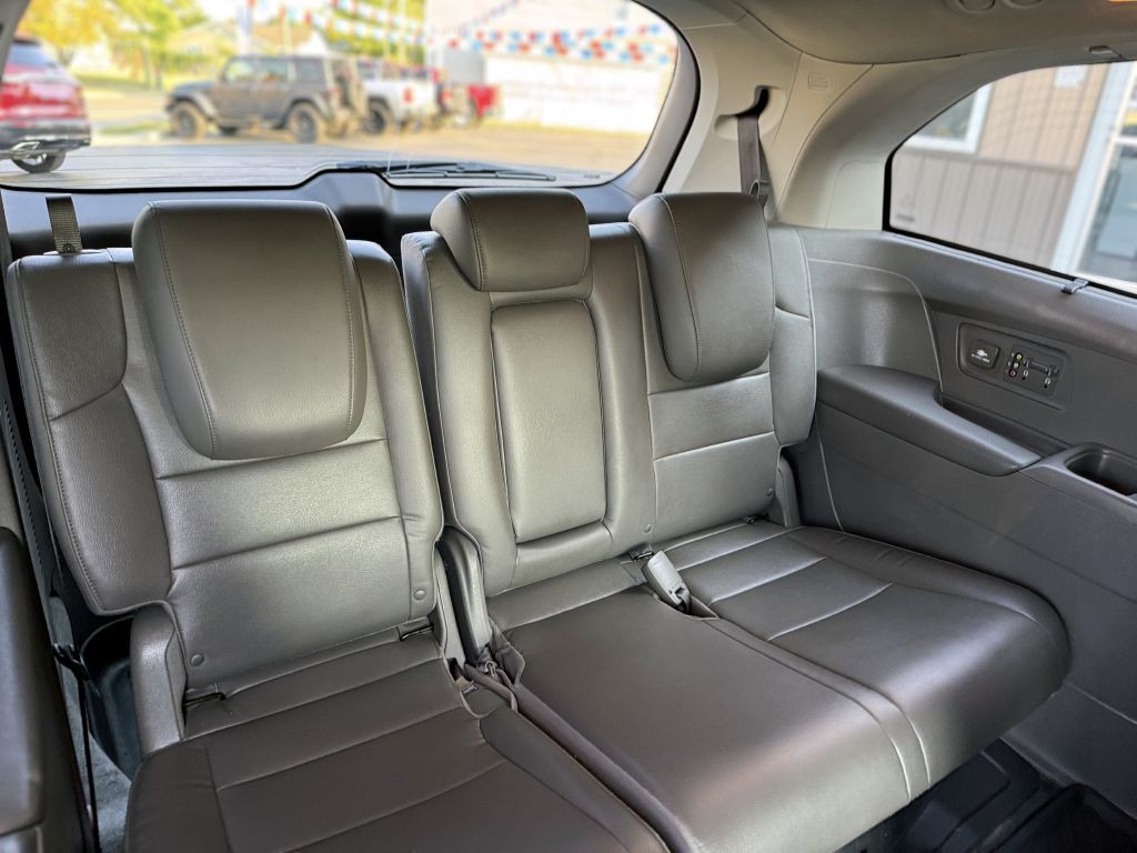 2015 Honda Odyssey Image 15