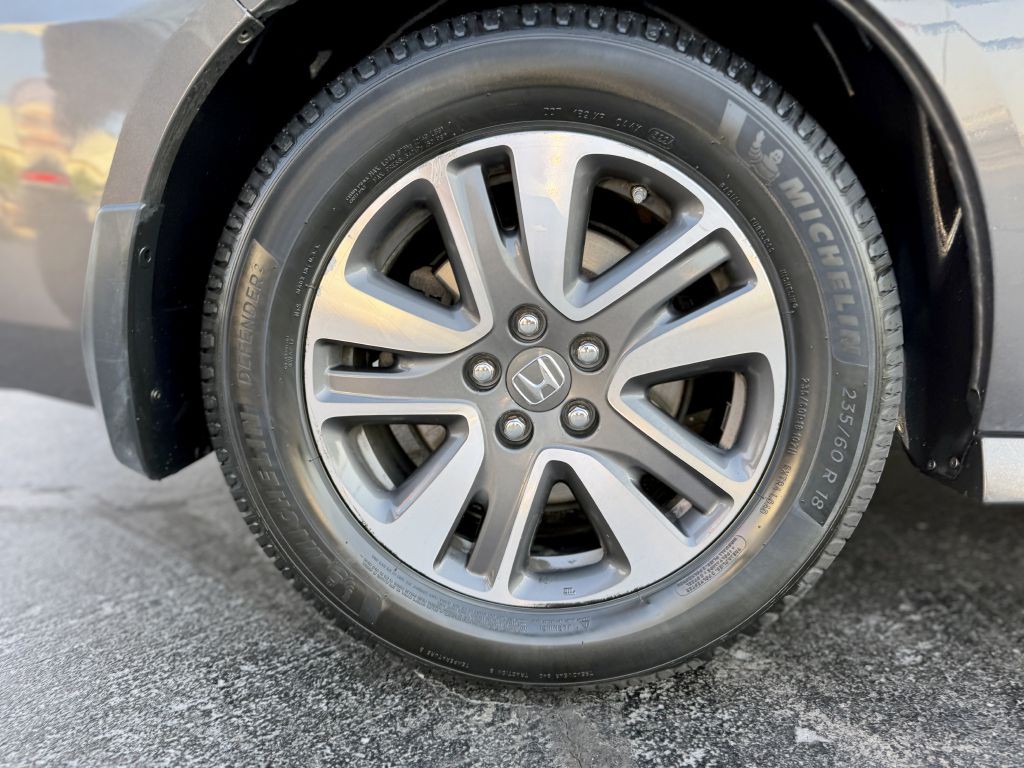 2015 Honda Odyssey Image 32