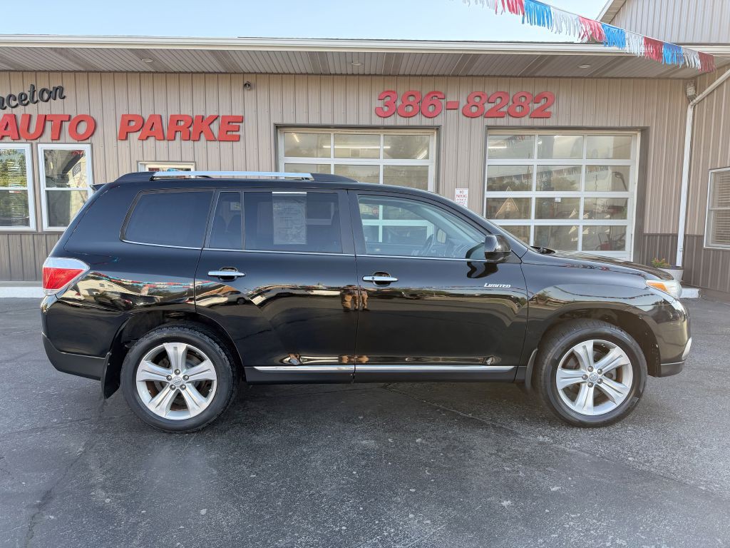 2013 Toyota Highlander Image 1