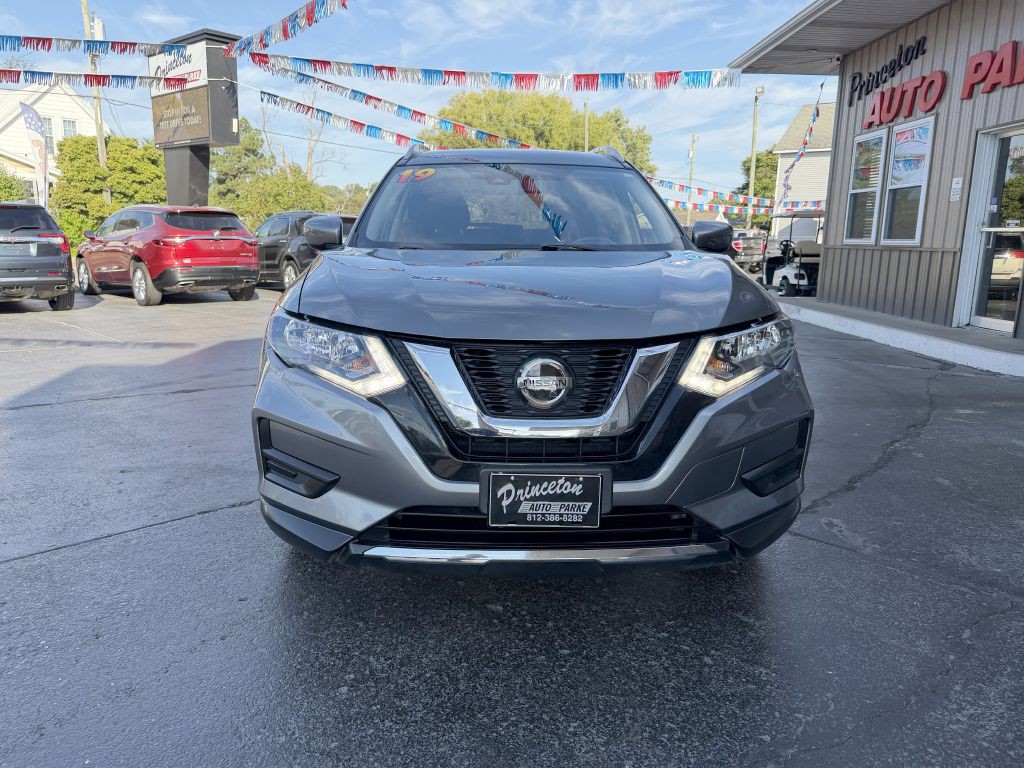 2019 Nissan Rogue Image 3