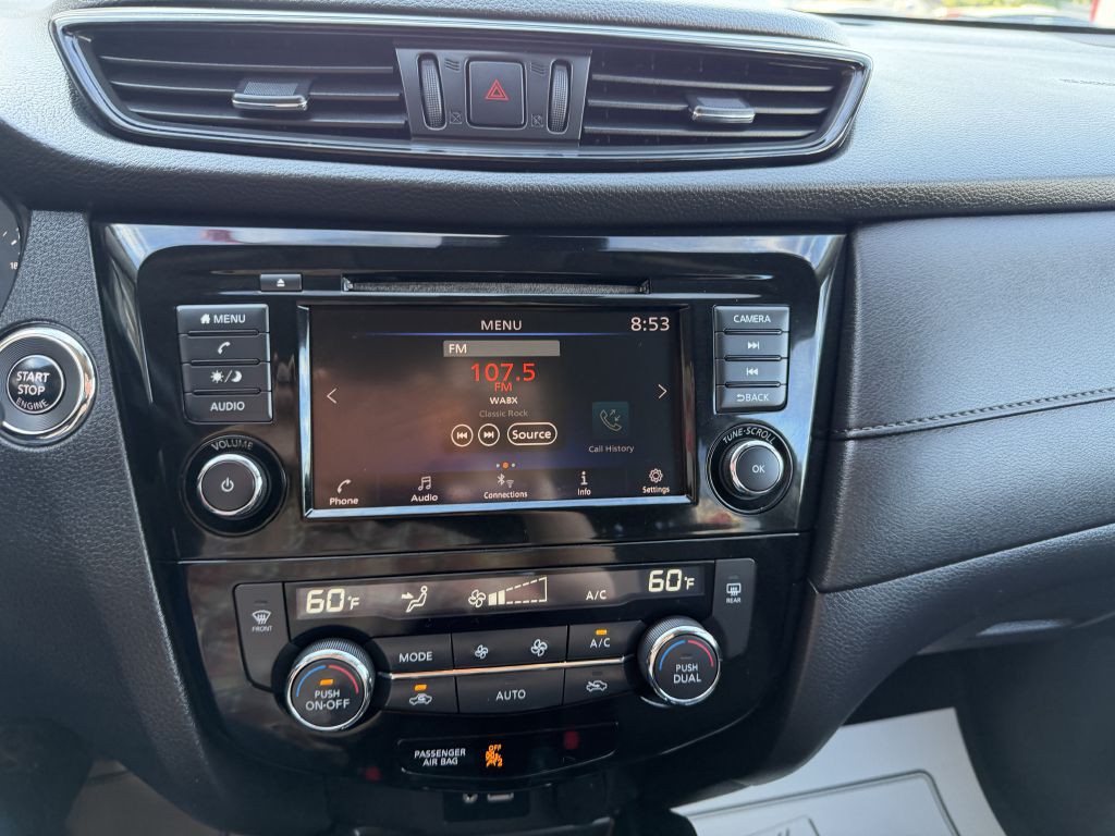 2019 Nissan Rogue Image 14