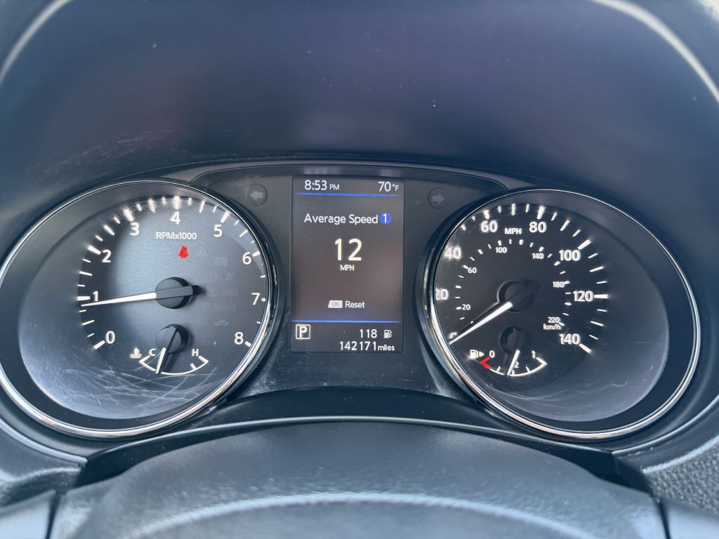 2019 Nissan Rogue Image 17