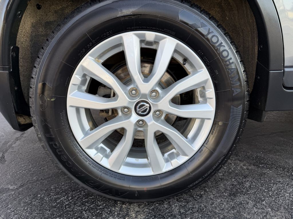 2019 Nissan Rogue Image 23