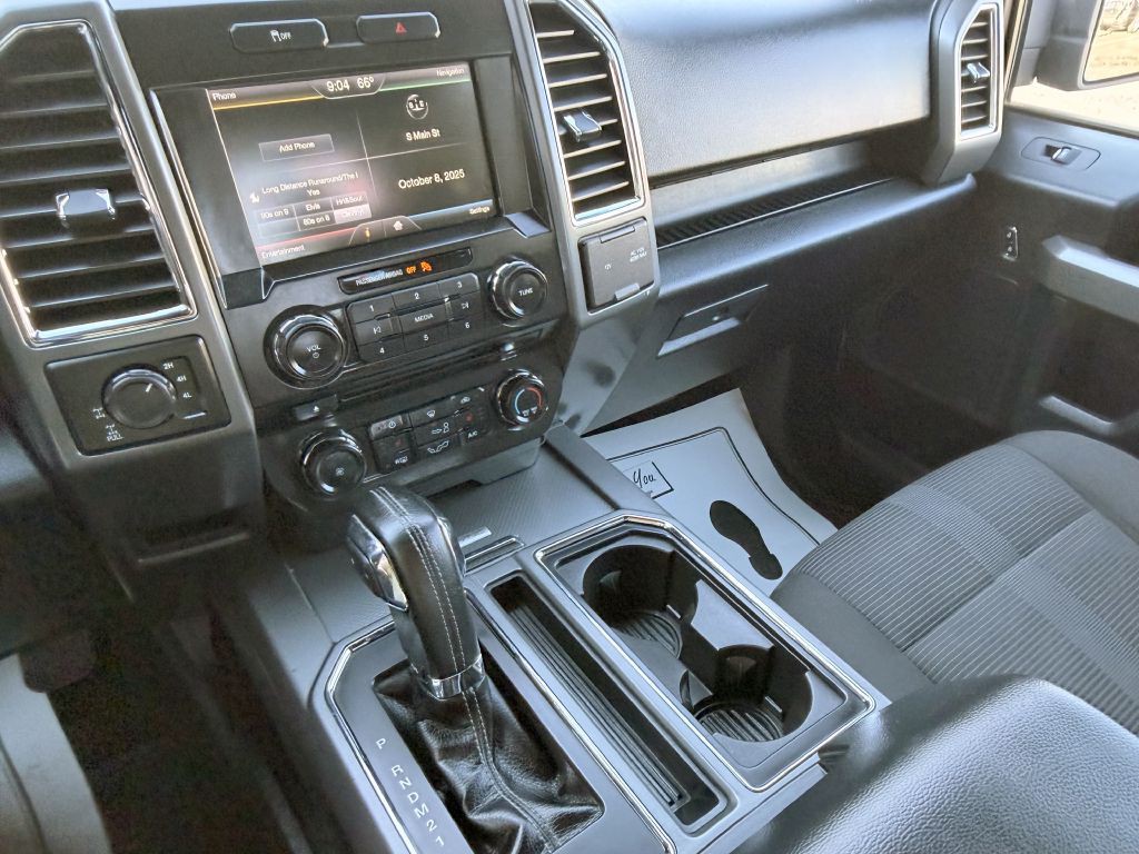2015 Ford F-150 Image 17