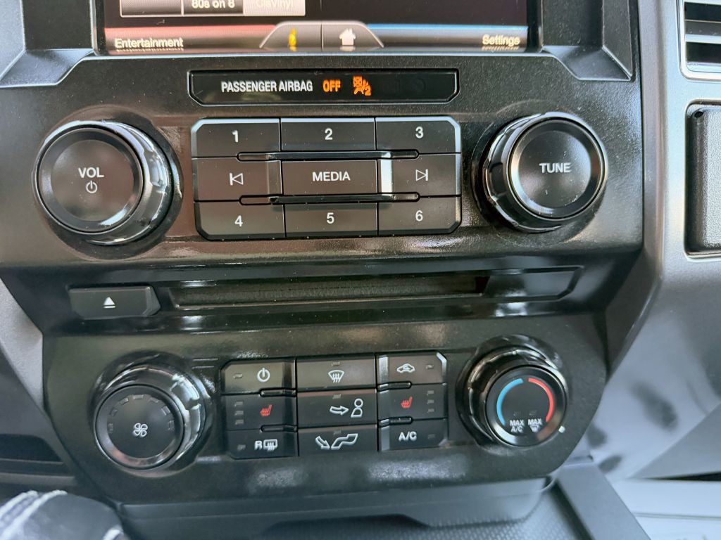 2015 Ford F-150 Image 19