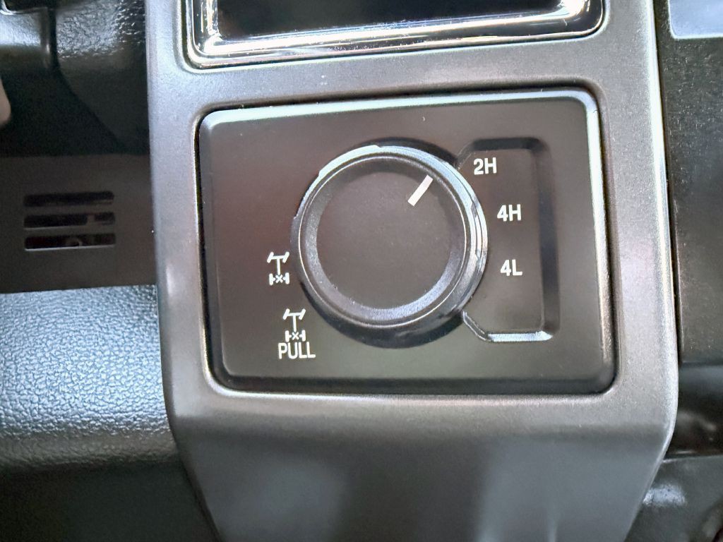 2015 Ford F-150 Image 22