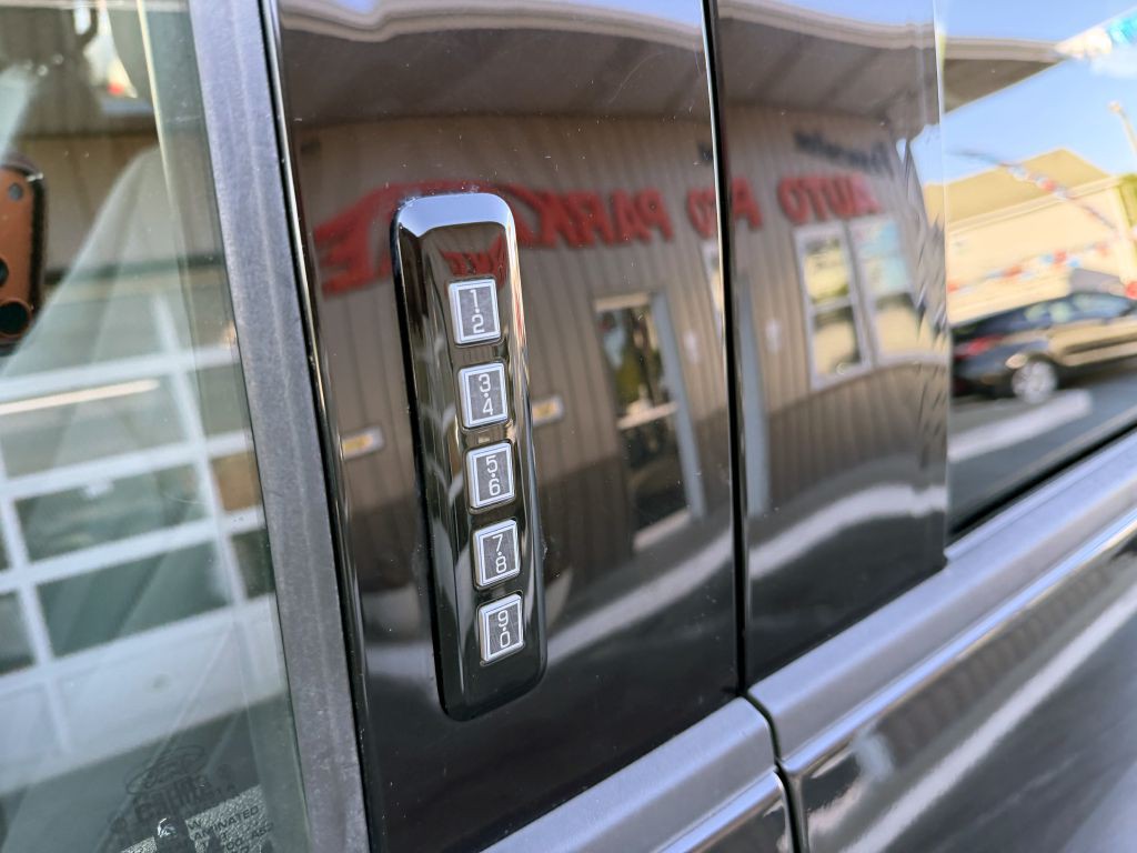 2015 Ford F-150 Image 23