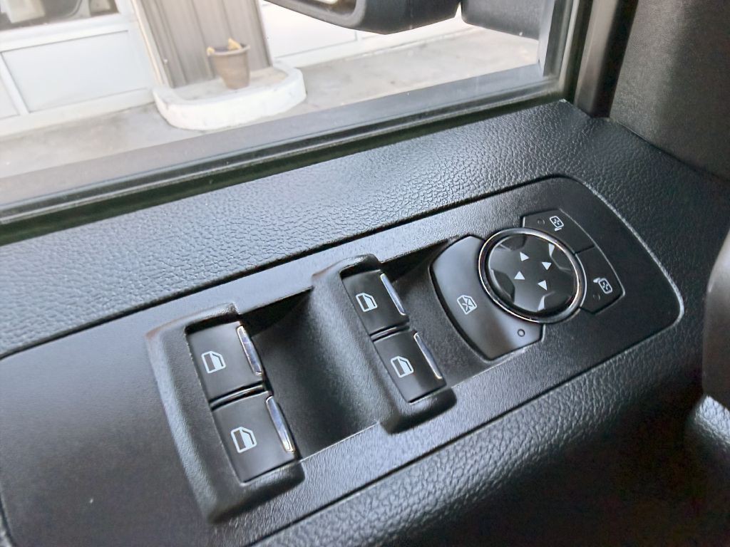 2015 Ford F-150 Image 25
