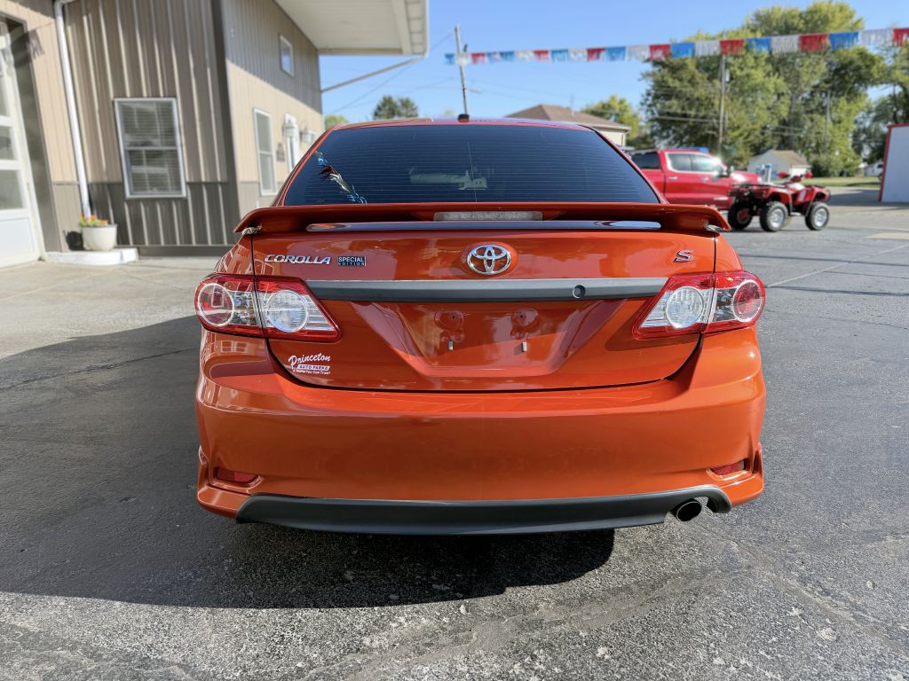 2013 Toyota Corolla Image 7