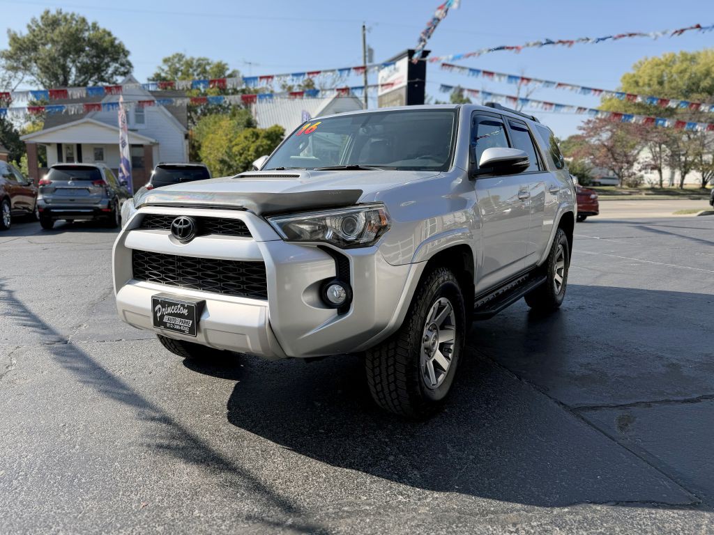 2016 Toyota 4Runner Image 4
