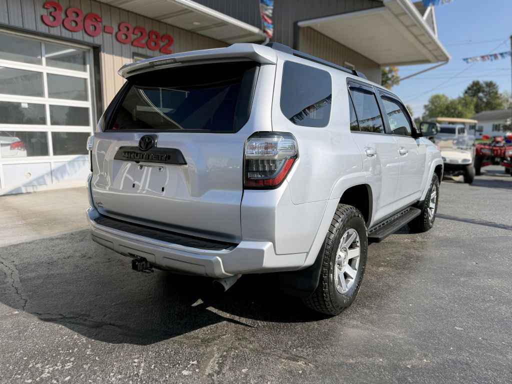 2016 Toyota 4Runner Image 8