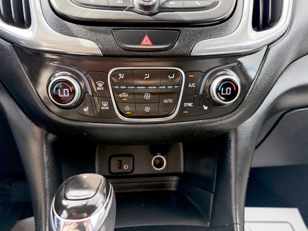 2018 Chevrolet Equinox Image 17