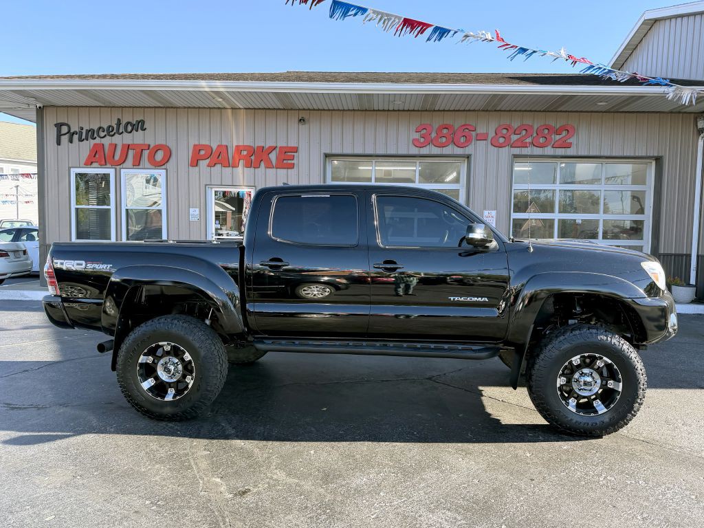 2014 Toyota Tacoma Image 1