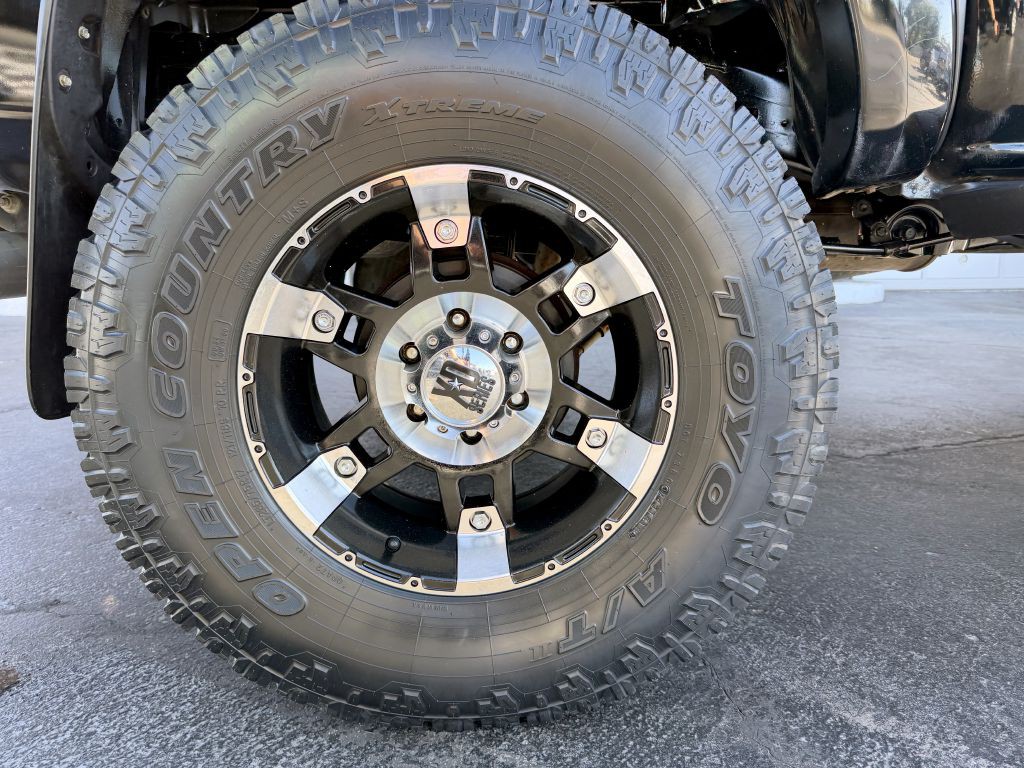 2014 Toyota Tacoma Image 21