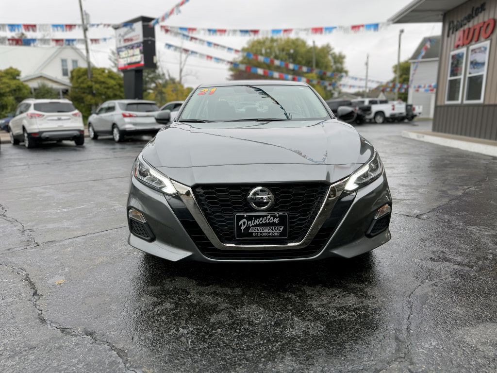 2022 Nissan Altima Image 3