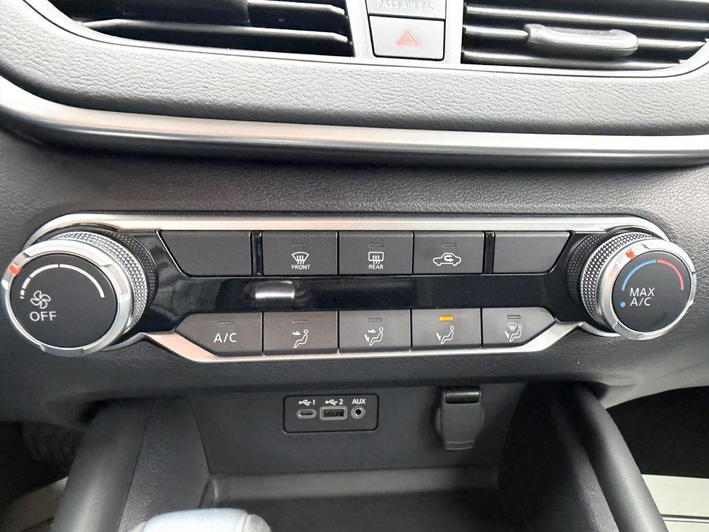 2022 Nissan Altima Image 19