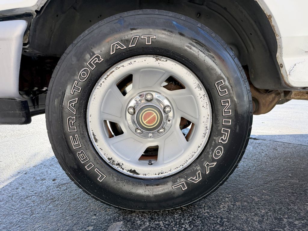 1992 Ford F-150 Image 15