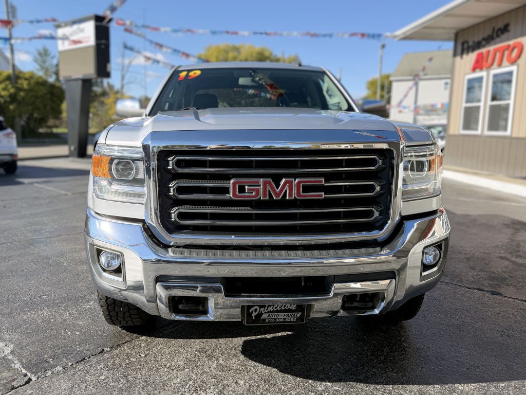 2019 GMC Sierra Image 3
