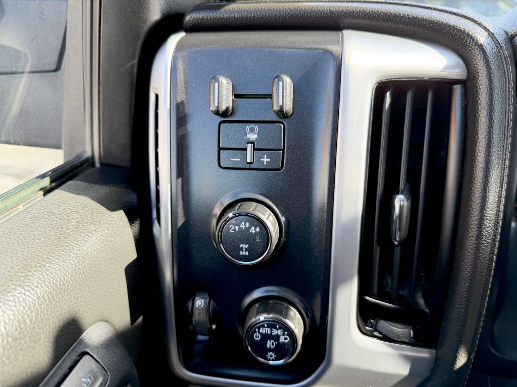 2019 GMC Sierra Image 17