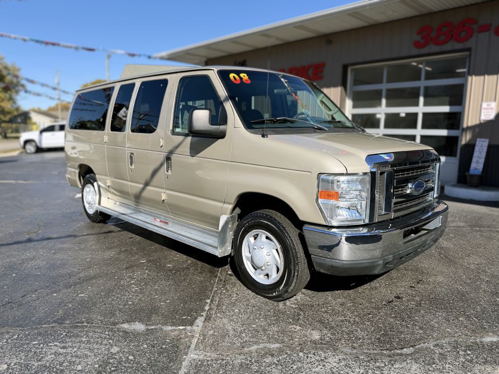 2008 Ford Econoline Image 2