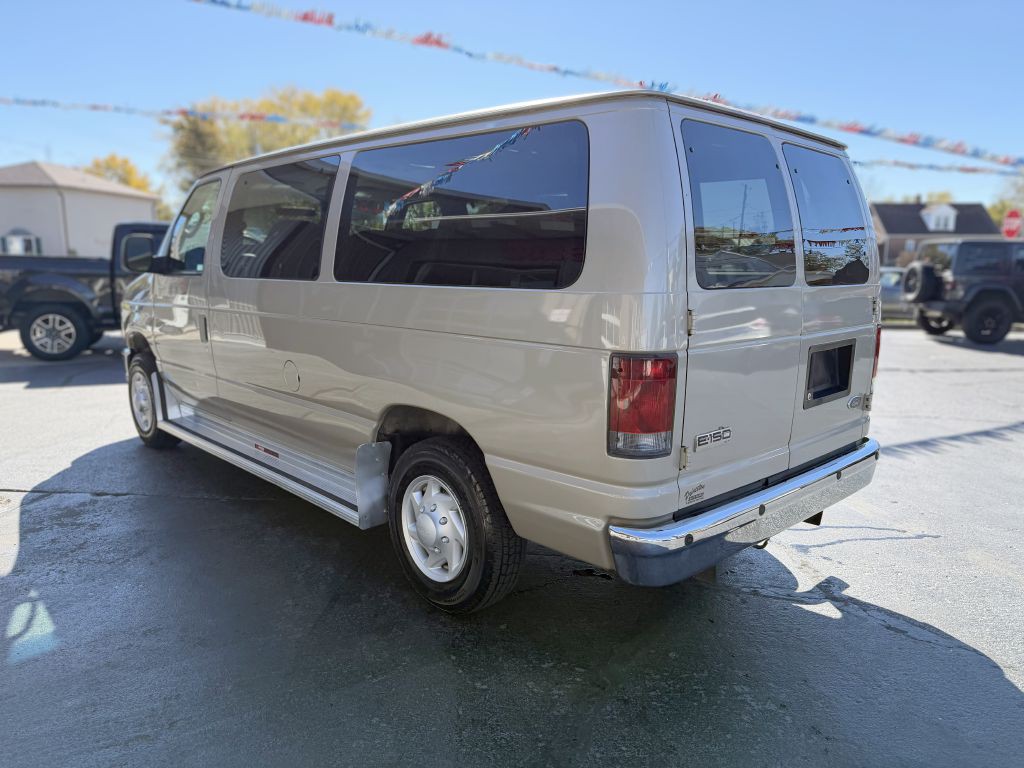 2008 Ford Econoline Image 6