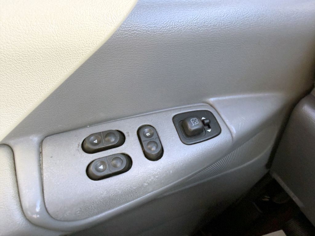 2008 Ford Econoline Image 19