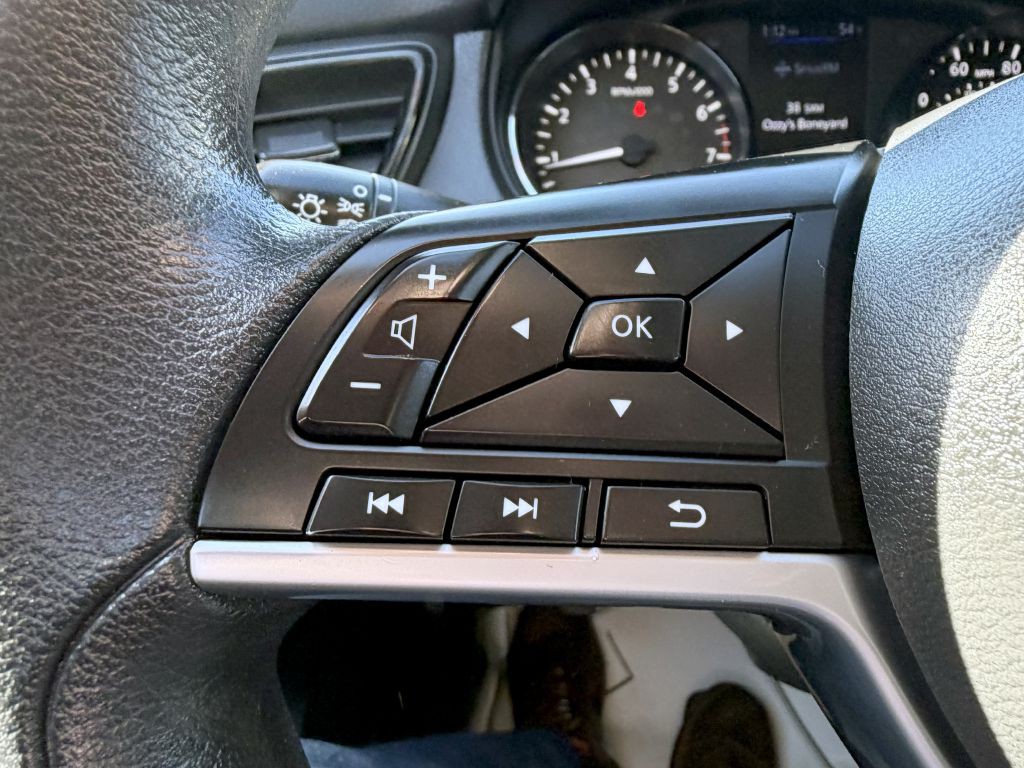 2021 Nissan Rogue Image 17