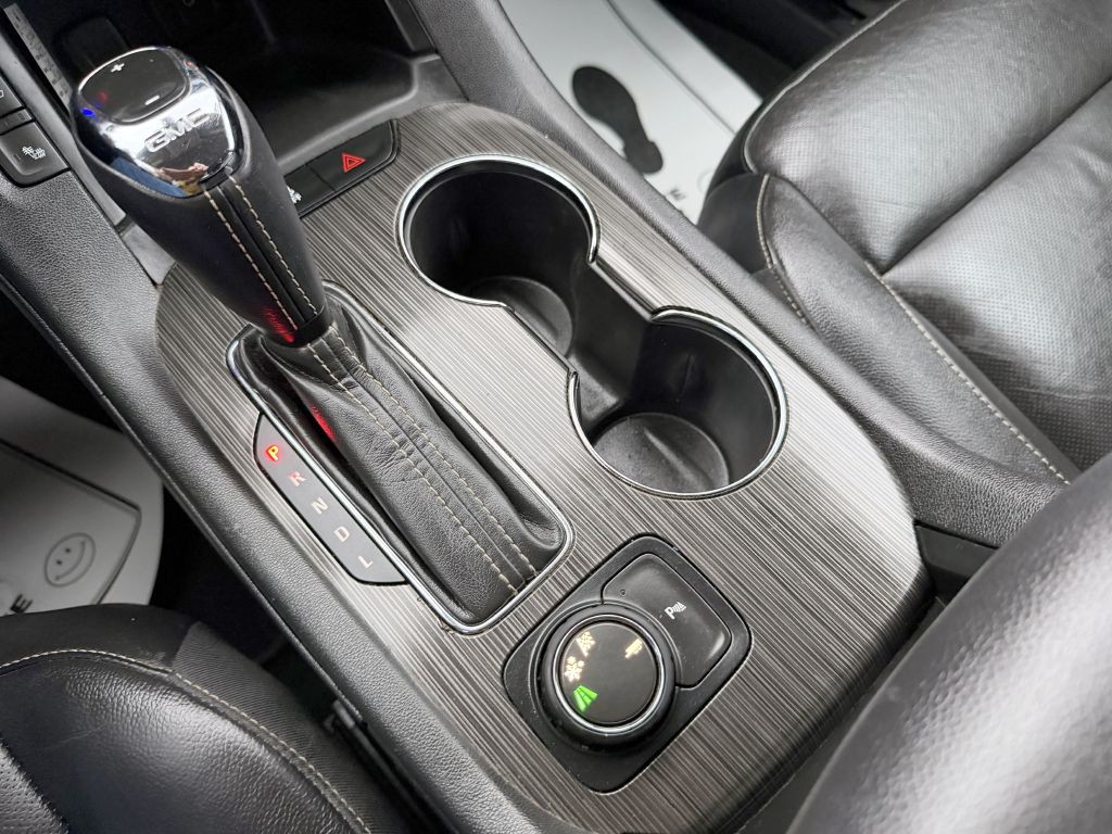 2017 GMC Acadia Image 20