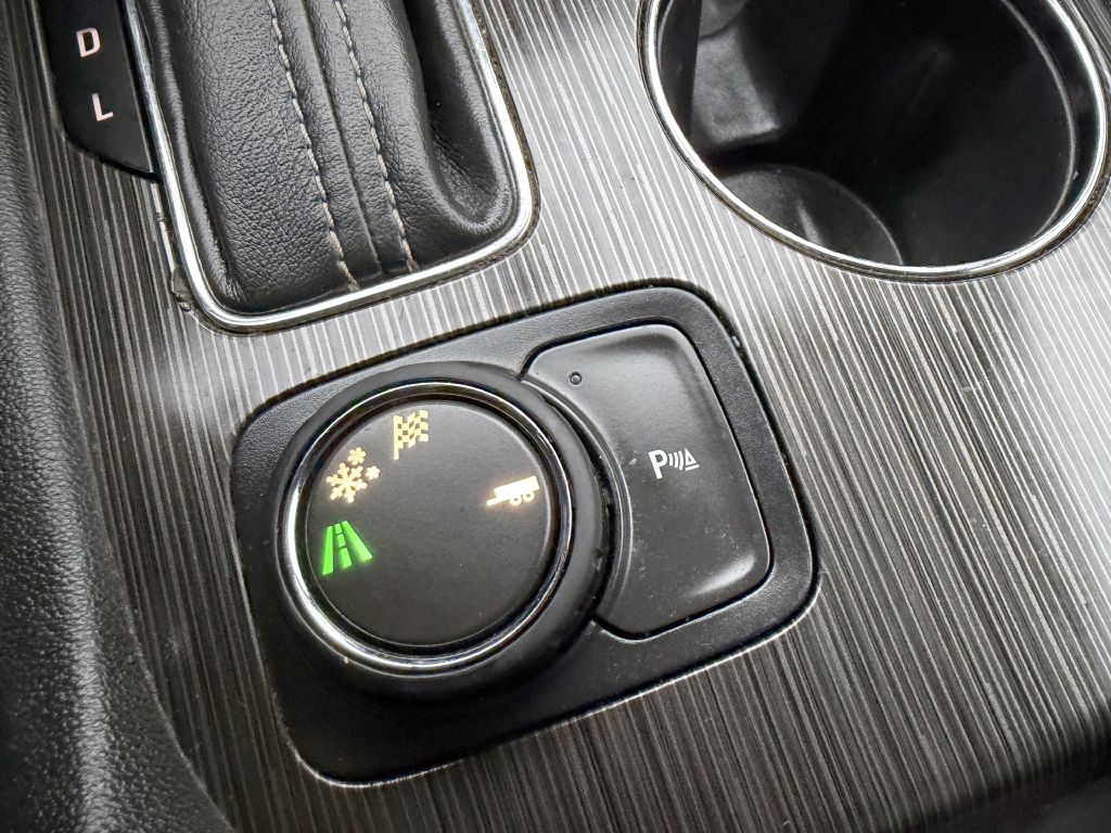 2017 GMC Acadia Image 21