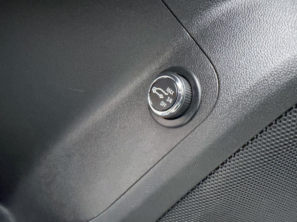 2017 GMC Acadia Image 25