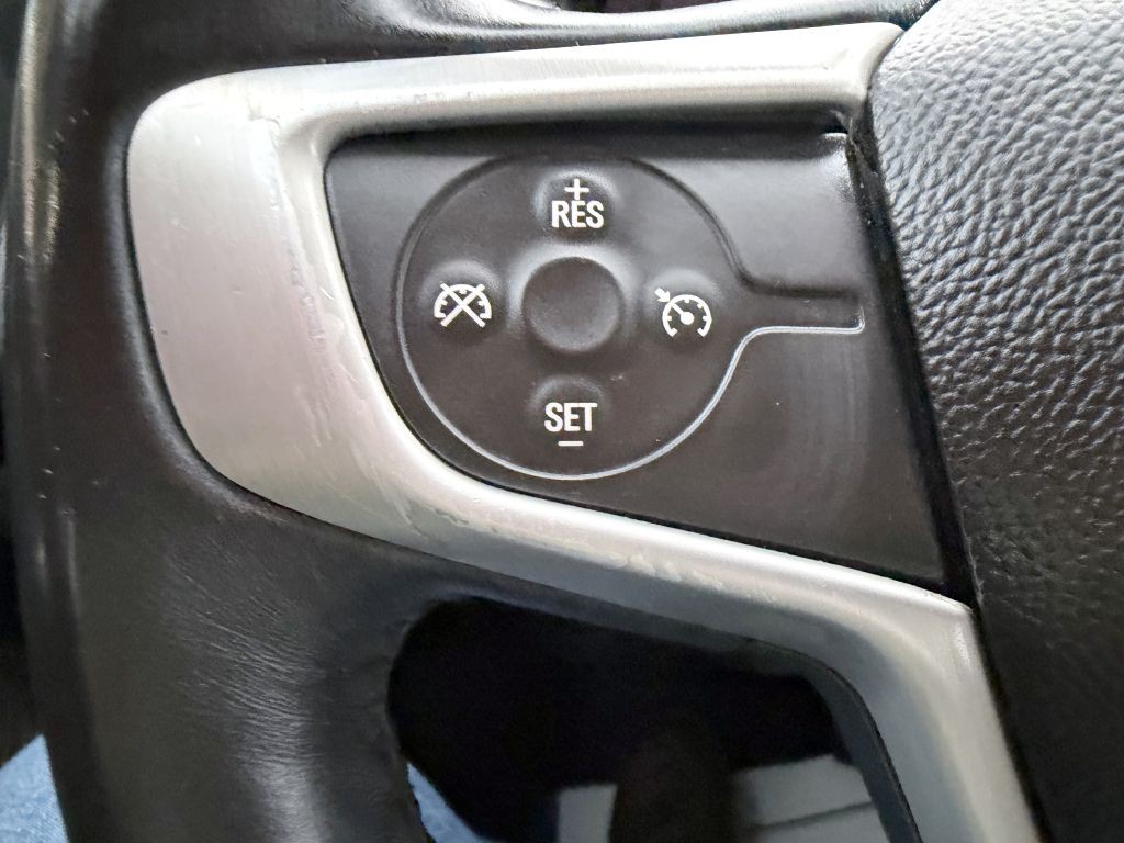 2017 GMC Acadia Image 28