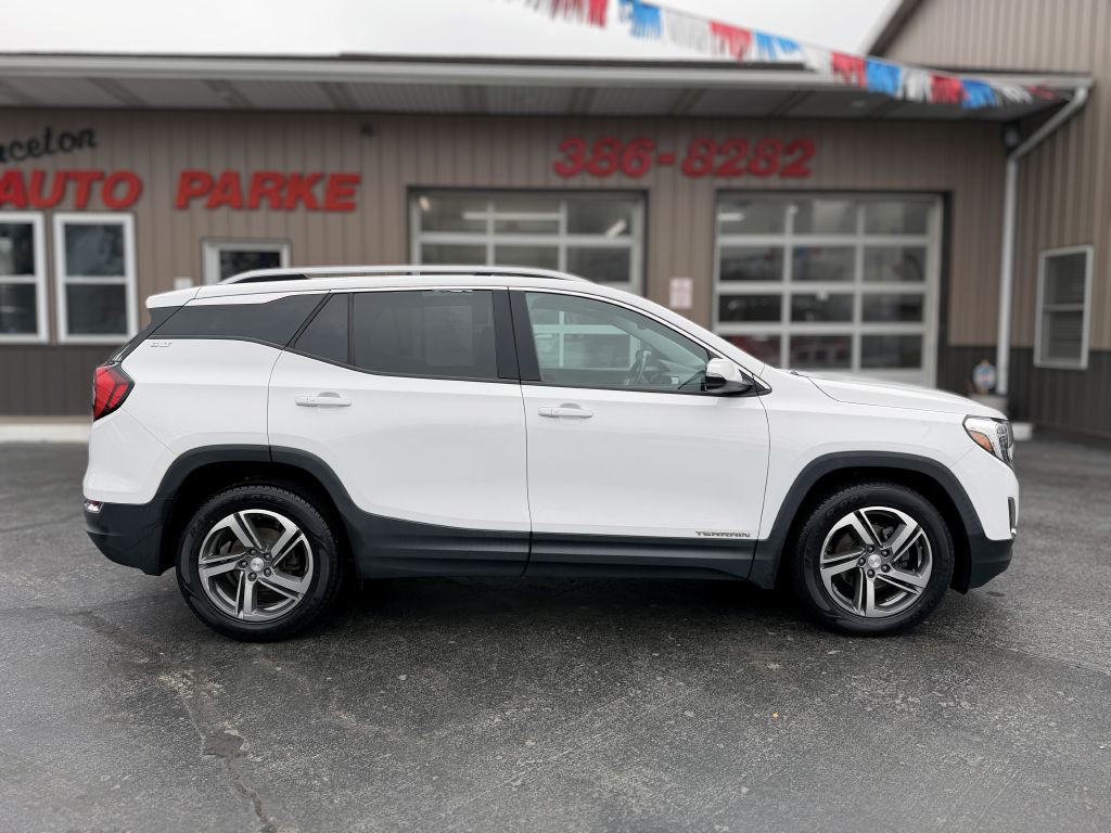 2019 GMC Terrain Image 1