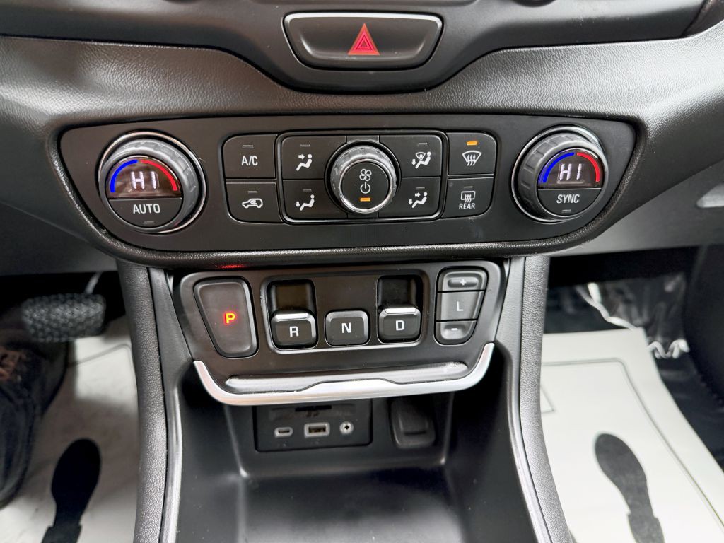 2019 GMC Terrain Image 17