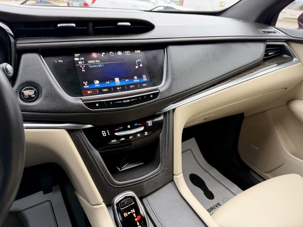 2018 Cadillac XT5 Image 15