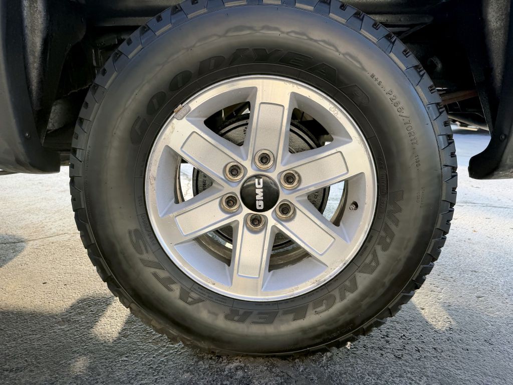 2008 GMC Sierra Image 21