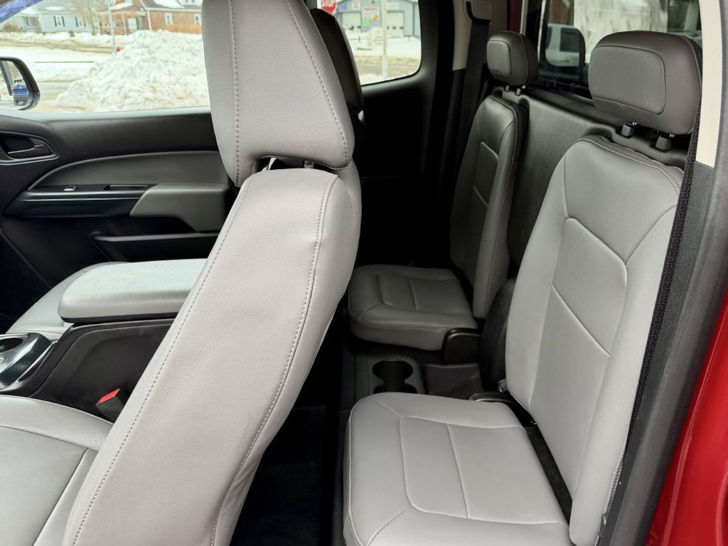 2016 Chevrolet Colorado Image 17