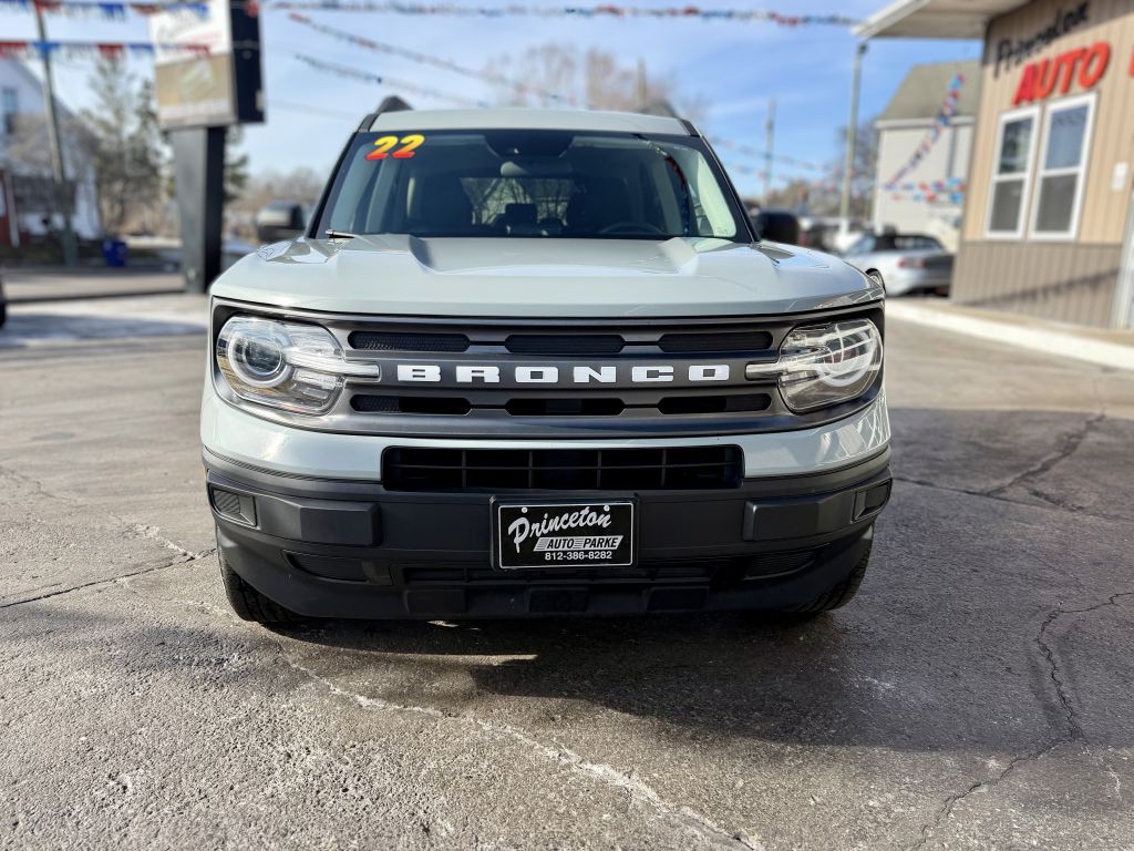 2022 Ford Bronco Image 3