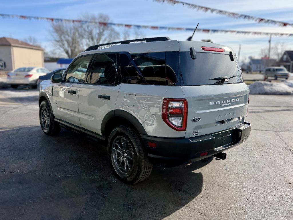 2022 Ford Bronco Image 6