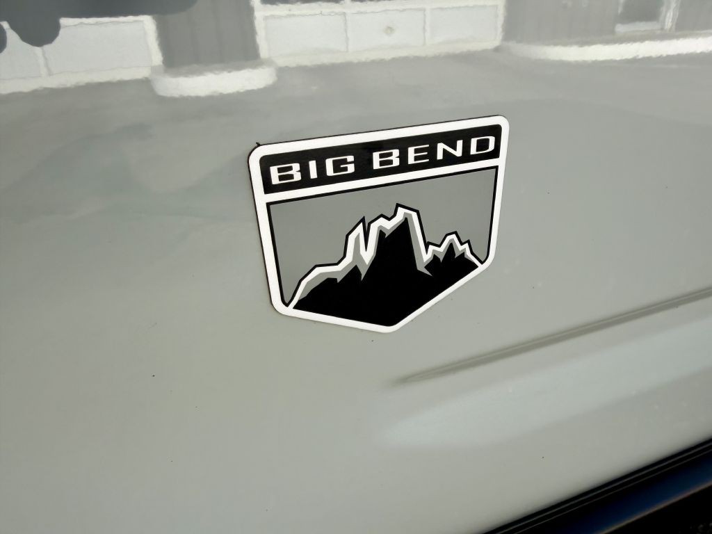 2022 Ford Bronco Image 22