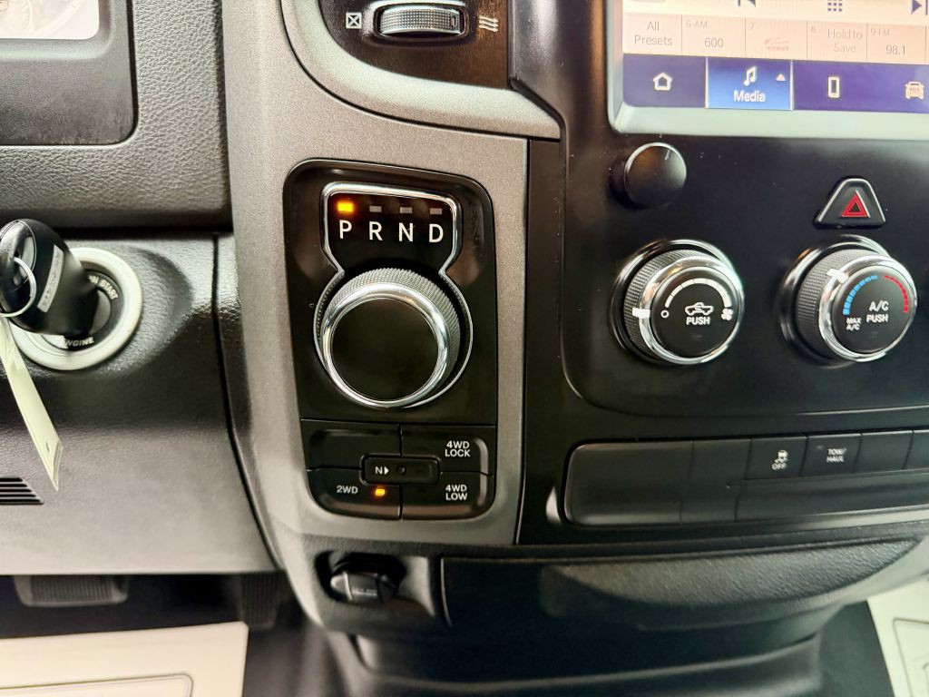 2016 RAM 1500 Image 13