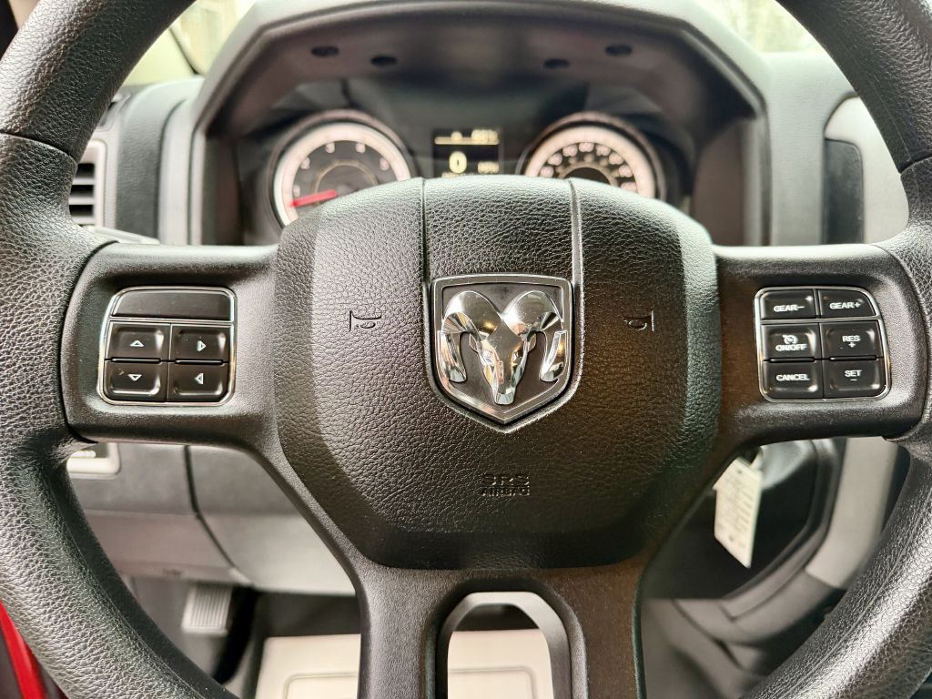 2016 RAM 1500 Image 17