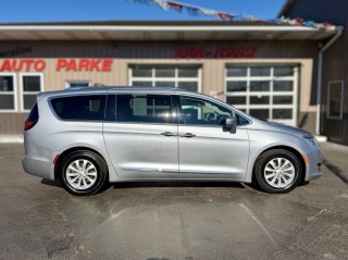 Image for 2019 Chrysler Pacifica Touring L ID: 7218453