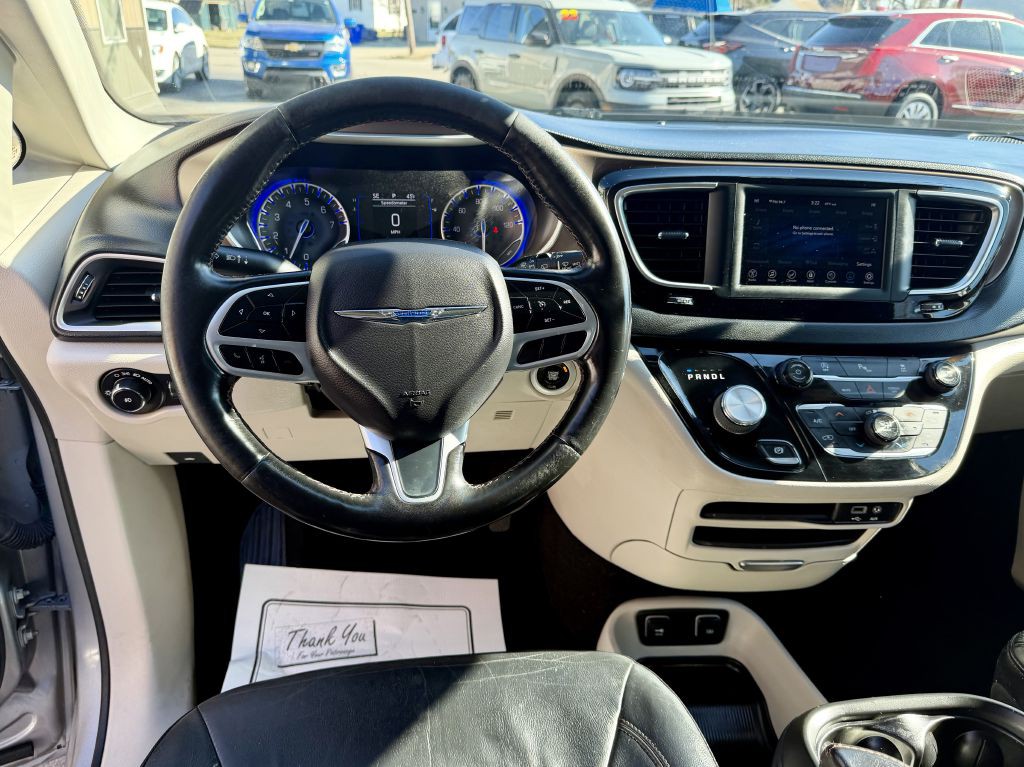 2019 Chrysler Pacifica Image 9