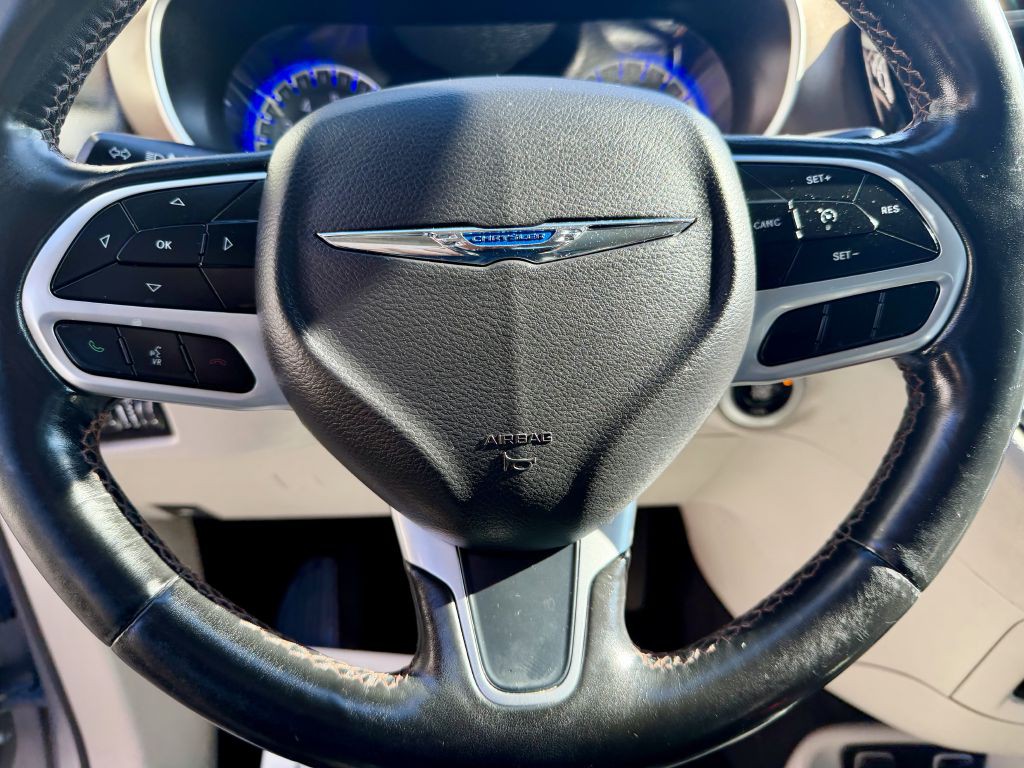 2019 Chrysler Pacifica Image 13