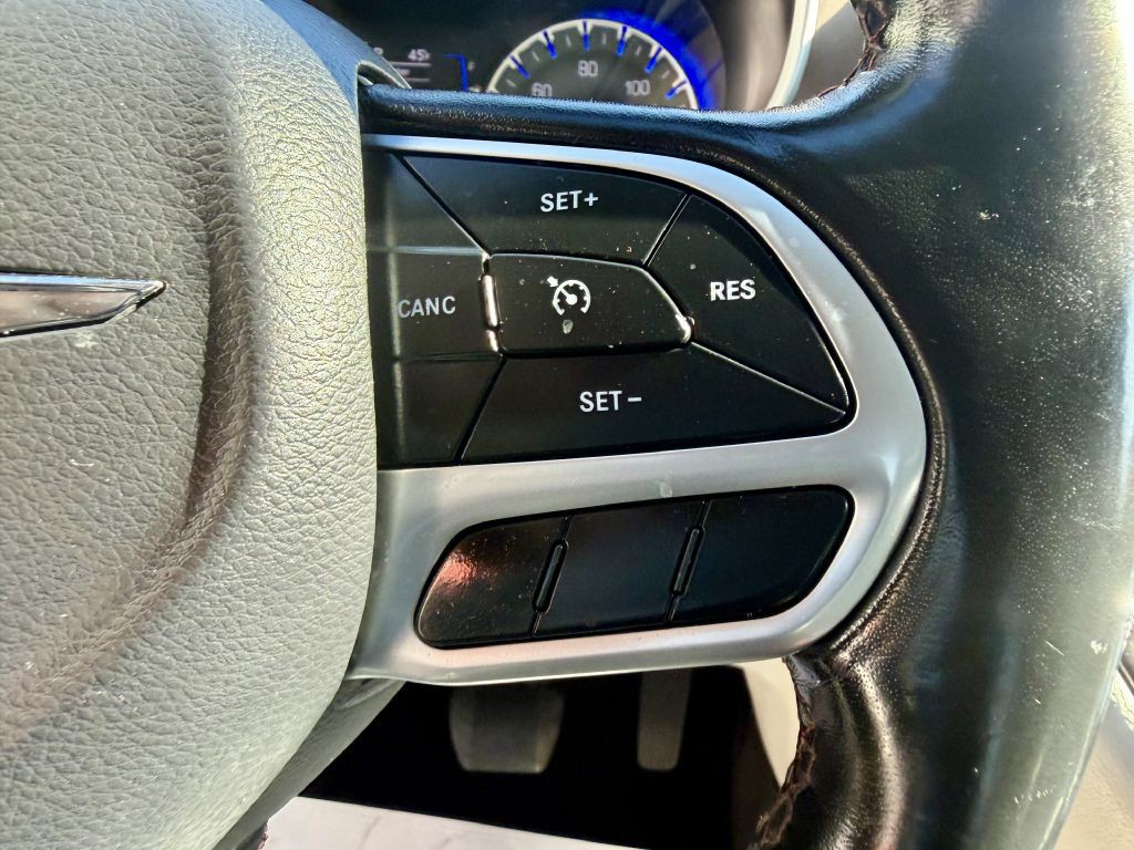 2019 Chrysler Pacifica Image 23
