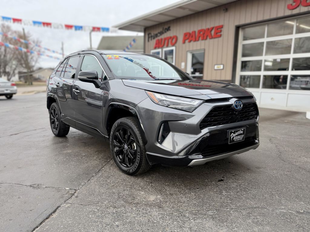 2022 Toyota Rav4 Image 2