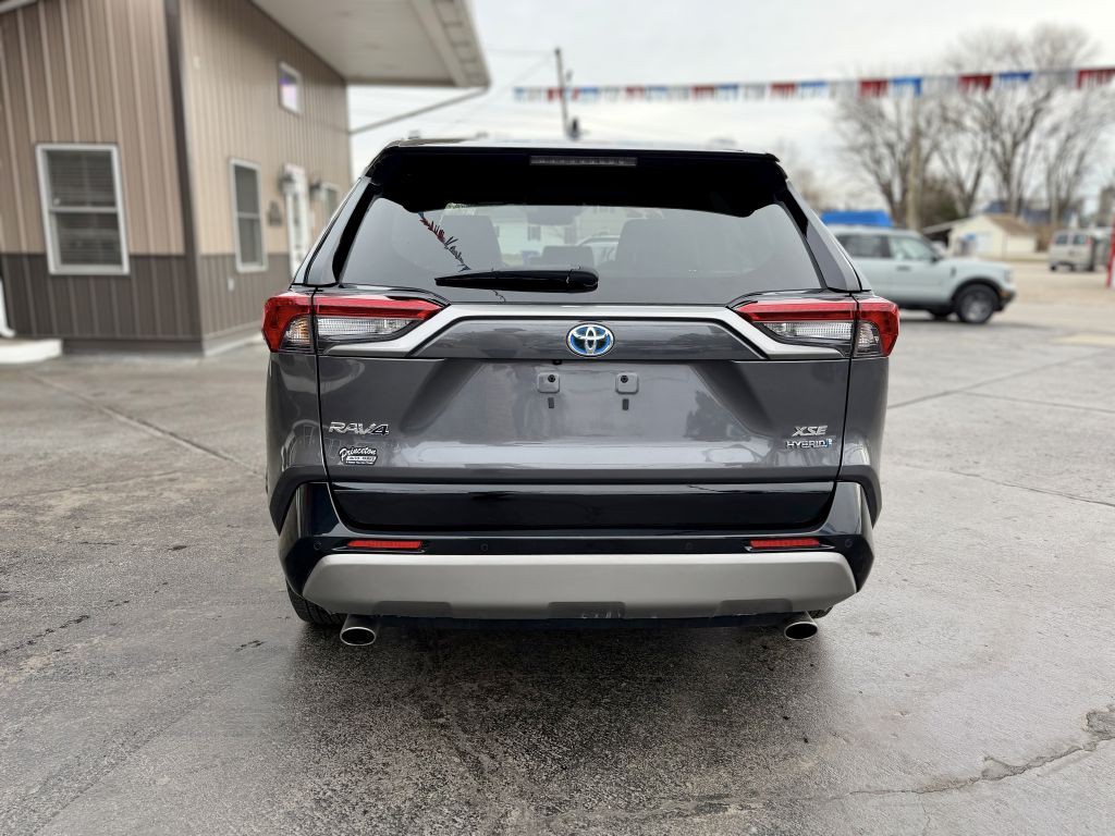 2022 Toyota Rav4 Image 7