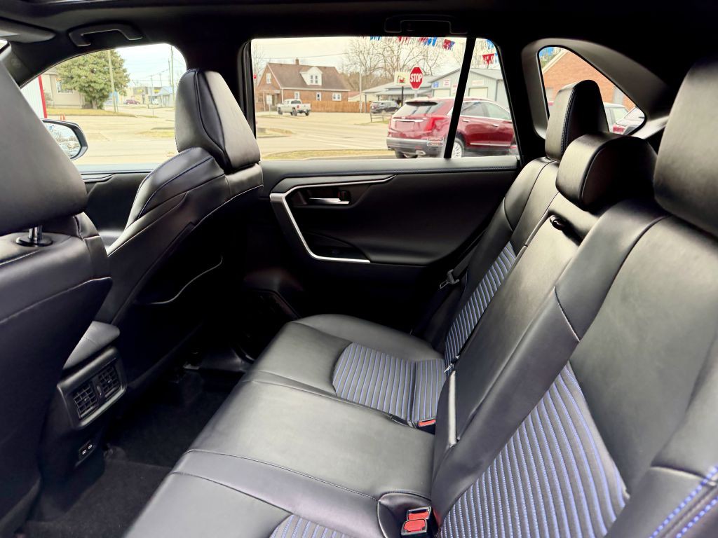 2022 Toyota Rav4 Image 11