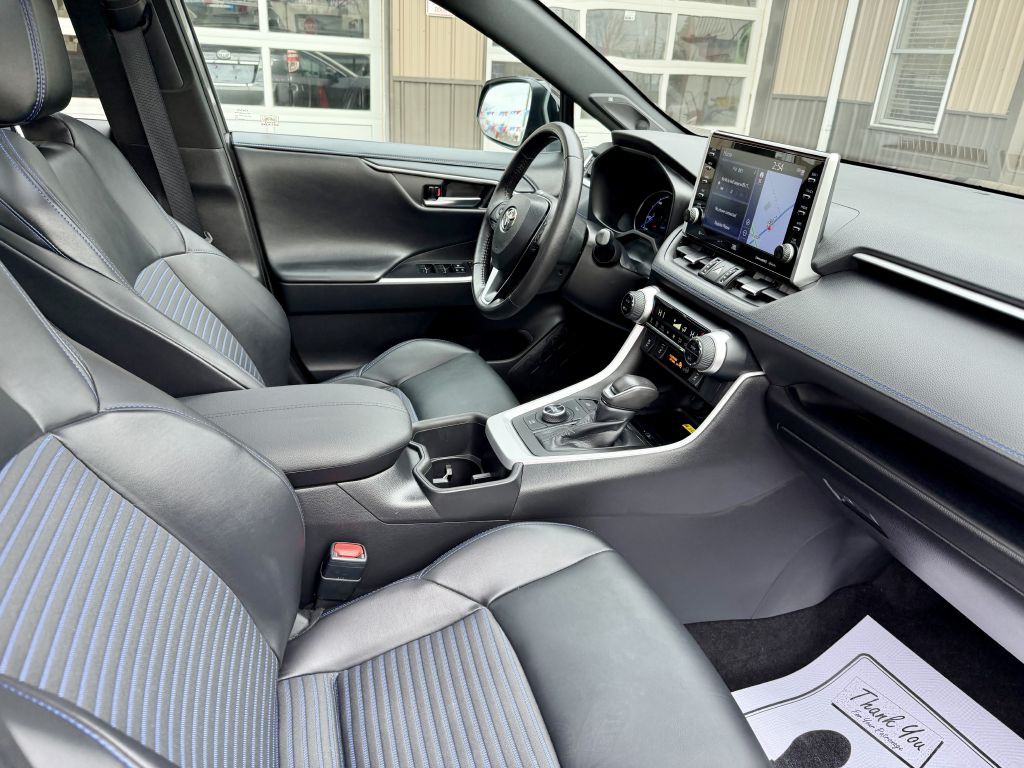 2022 Toyota Rav4 Image 12