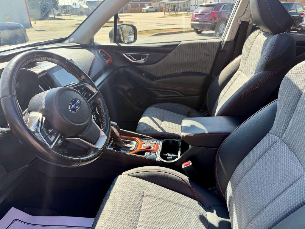 2019 Subaru Forester Image 11